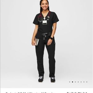 FIGS Women’s Black Yola yoga waitstband -petite skinny scrub pants